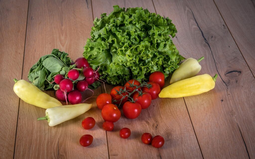 vegetables, tomatoes, pepper, salad, gardens, green, crop, vitamins, autumn, cultivation, regional product, radishes, healthy eating, healthy, nutrition